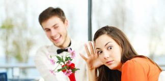Стоит ли поздравлять бывшую с 8 марта